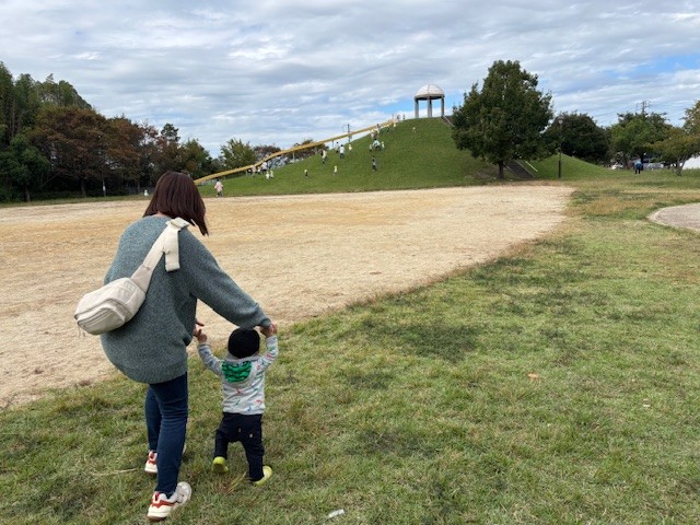 こあらひろば　公園におさんぽ