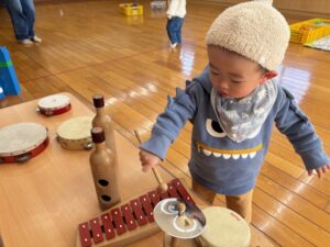 楽器であそぼう　一日目