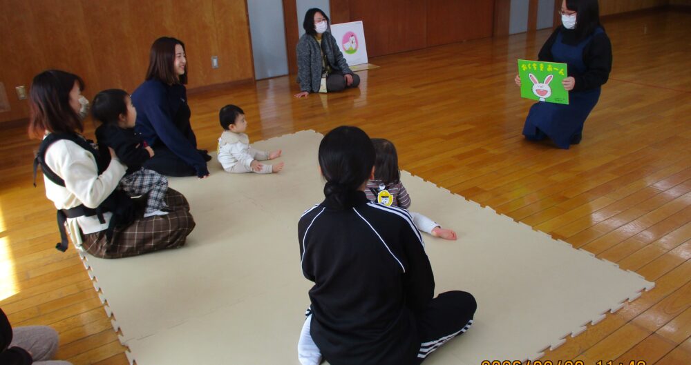司書さんの読み聞かせ